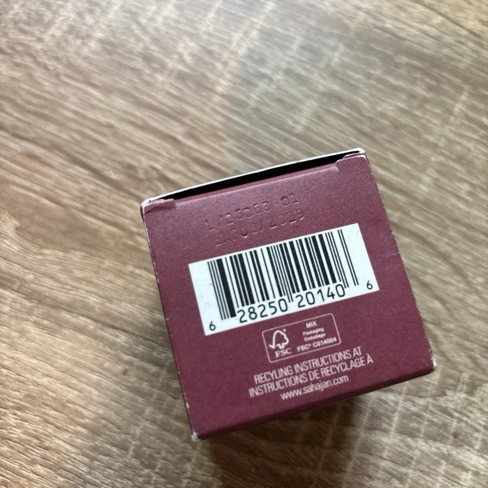 SAHAJAN ~ GOLDEN GLOW EYE BALM ~ 0.5 fl. oz.   NEW IN BOX